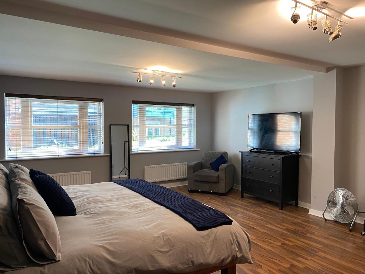 Riverside Townhouse, Only 20 Minutes From Brighton And Worthing Shoreham-by-Sea Ngoại thất bức ảnh